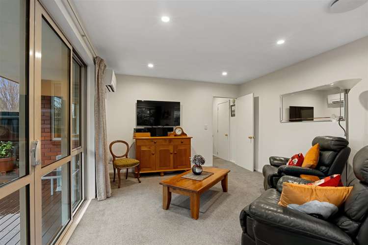 1/85 Yaldhurst Road Upper Riccarton_3