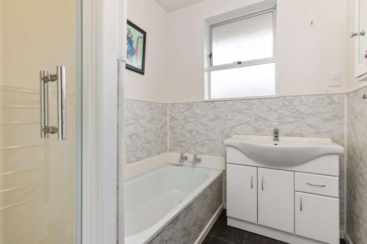 2/18 School Road Halswell_12