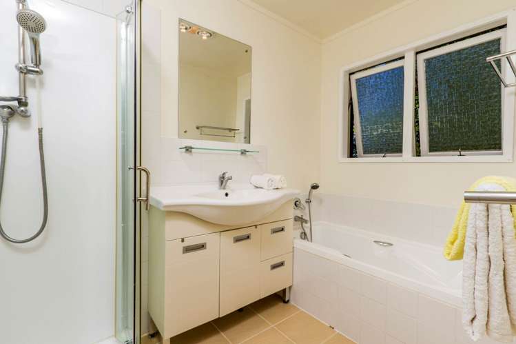 29 Jellicoe Road Murrays Bay_15