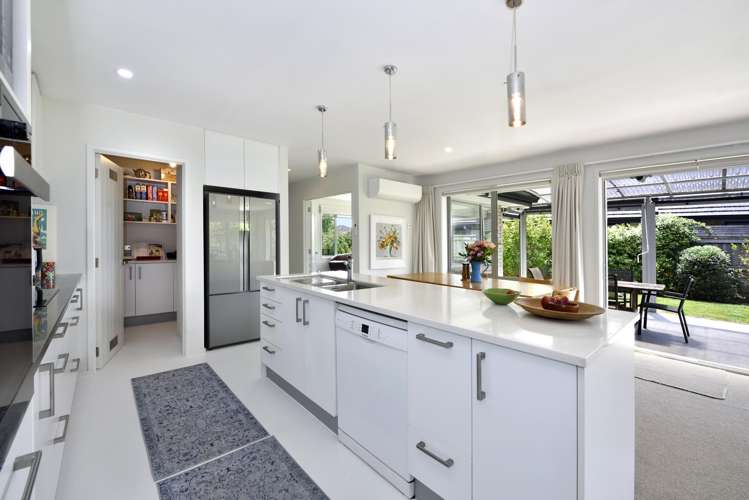 15 Wanderers Avenue Brightwater_6