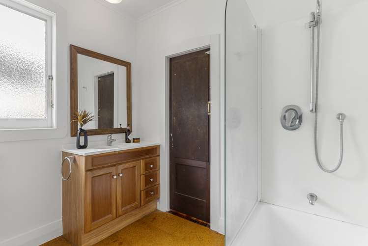 62 Maungakiekie Avenue Greenlane_13