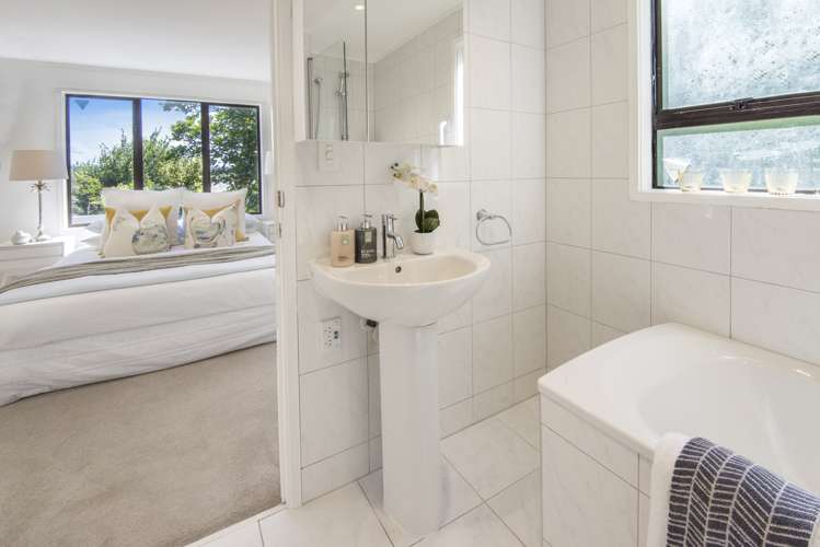 13 Herbert Street Hauraki_17