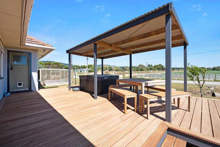 766 State Highway One Manakau_17