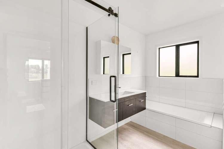 87 Pigeon Valley Road Wakefield_24