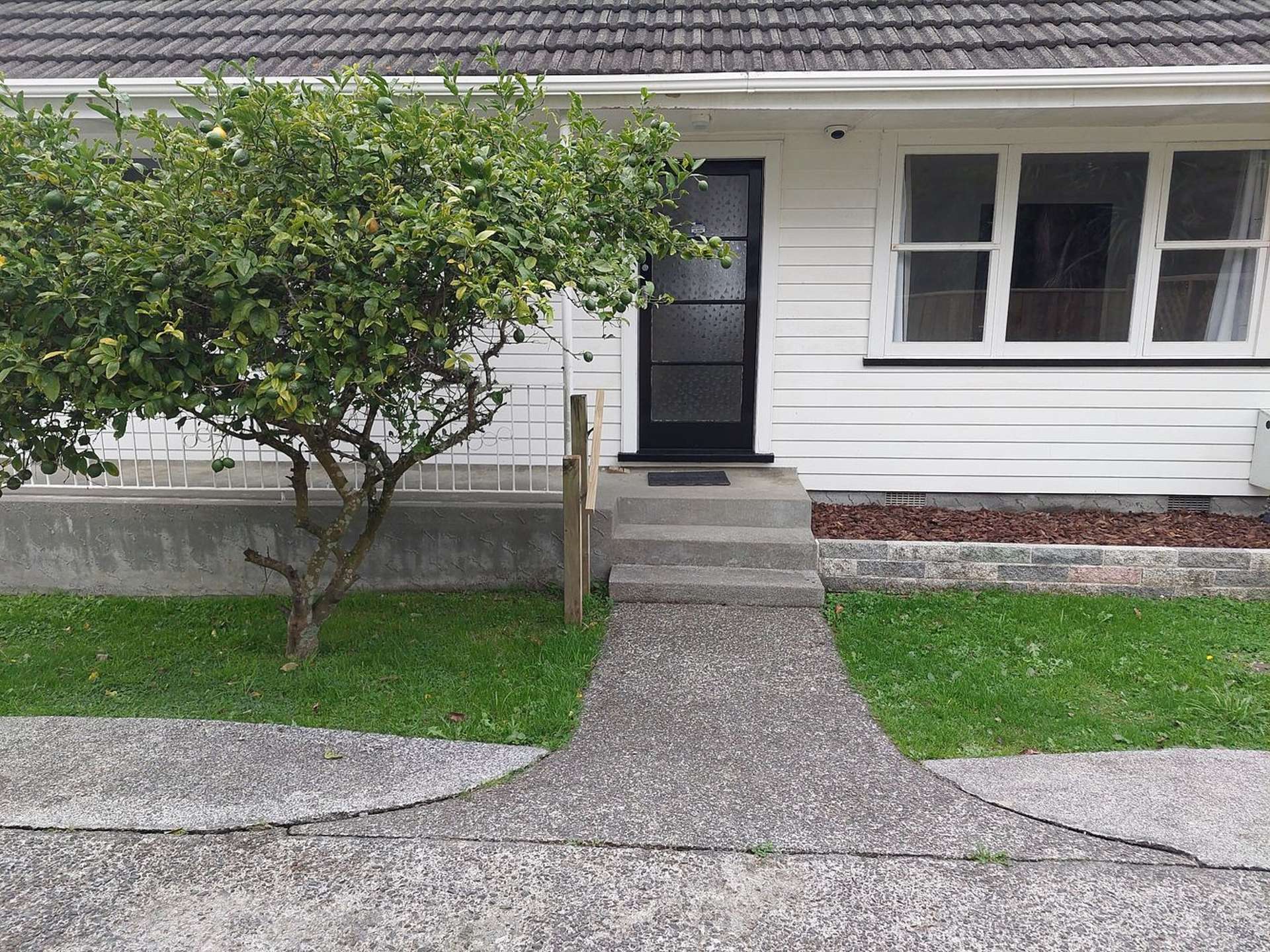 8A Redwood Avenue Tawa_0