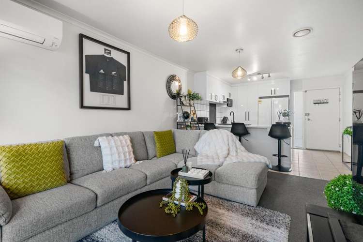 14/12A Tironui Station Road East_5