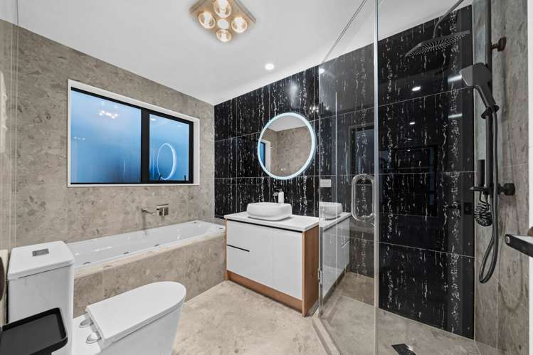 13 Mill Hill Close Flat Bush_11