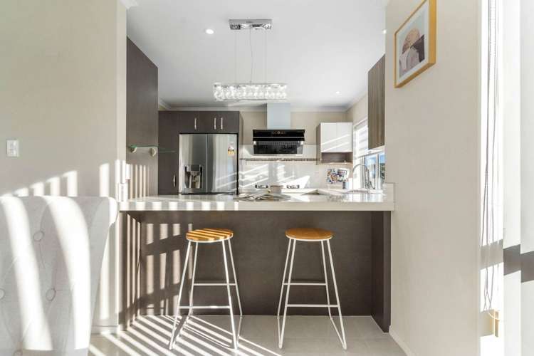 2 Lorenzo Way Flat Bush_11