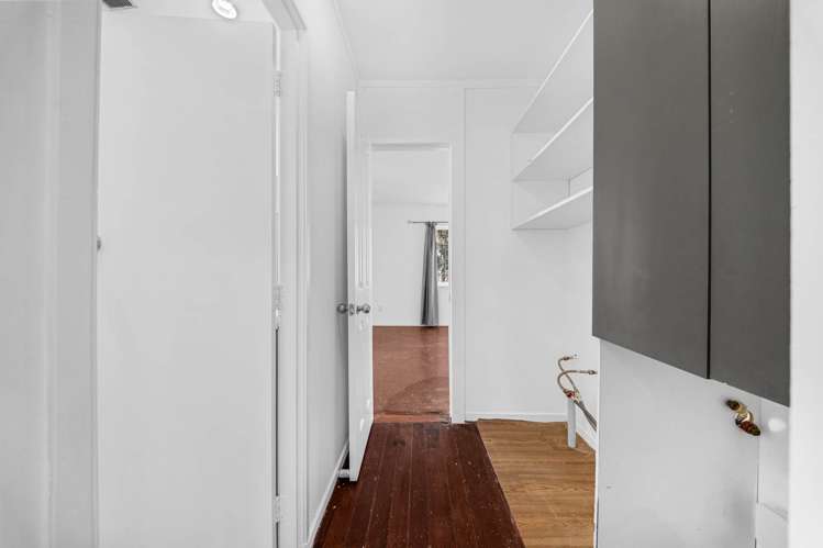 26 Blease Street New Lynn_18