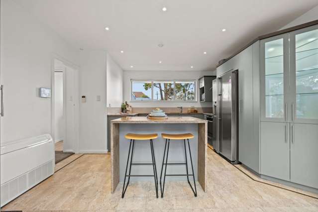 28 Waitikiri Drive Parklands_3
