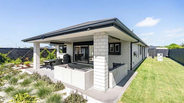 65 Links Drive Waiwhakaiho_19