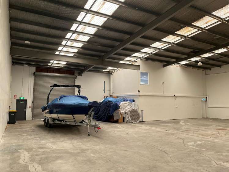 Unit 8, 44 Clarence Street South Addington_2