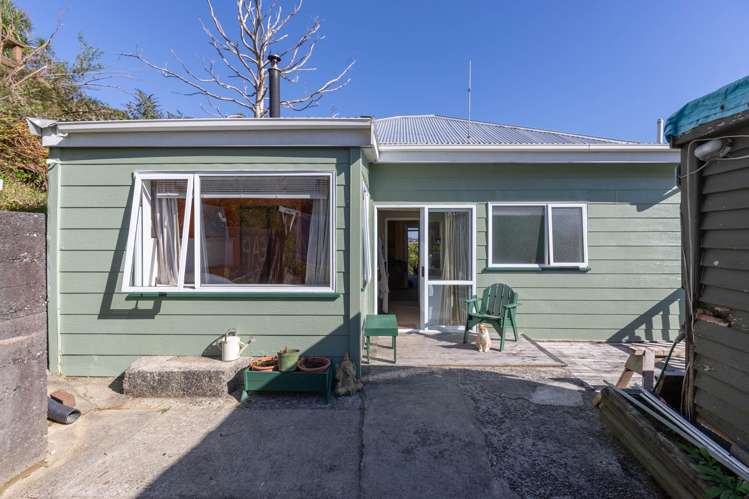 87 Fox Street Cobden_13