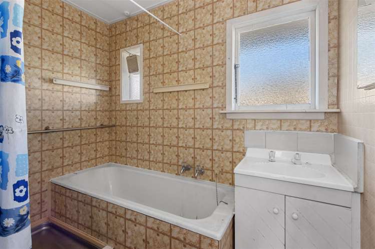 45 Hands Road Middleton_14