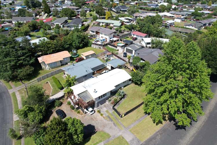 211 West Parkdale Street Tokoroa_25