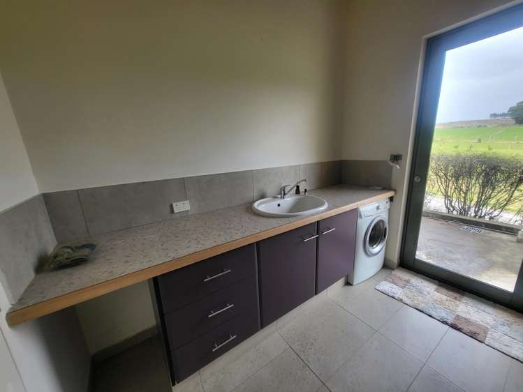 33 Ruataniwha Drive Collingwood_30