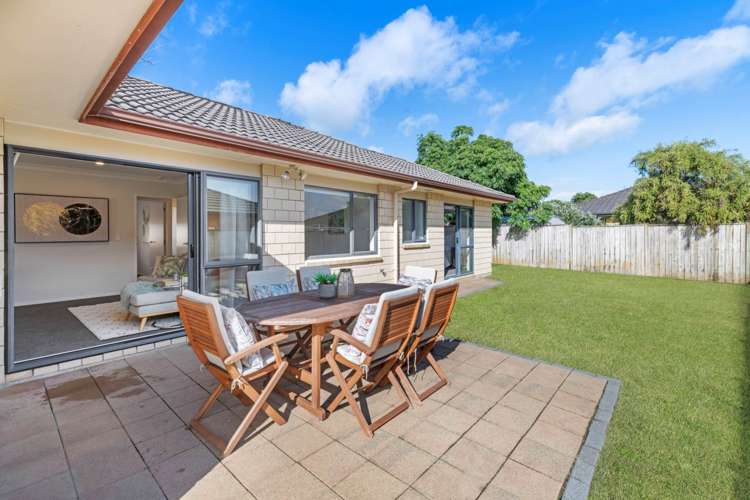 5 Ashkirk Place Wattle Downs_11