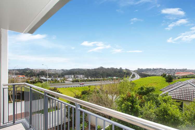 B10/60 Masons Road Oteha_15