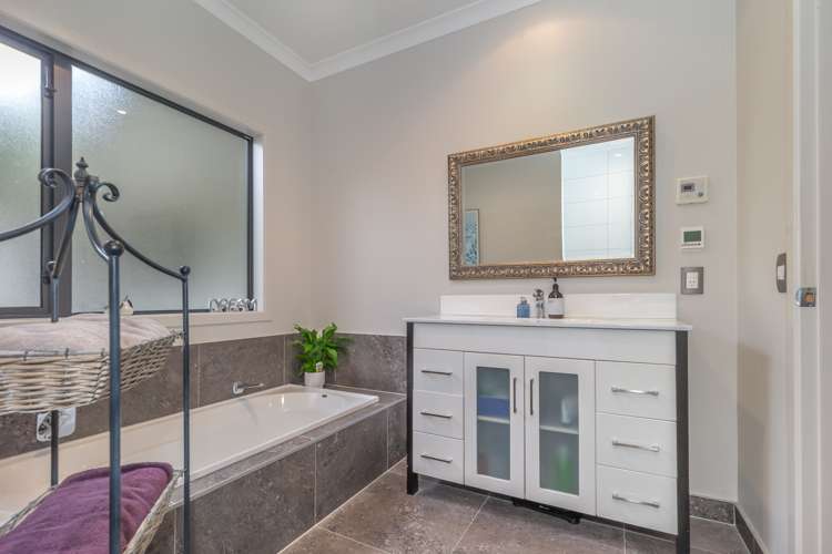 36 Saint Laurent Way Ohau_14