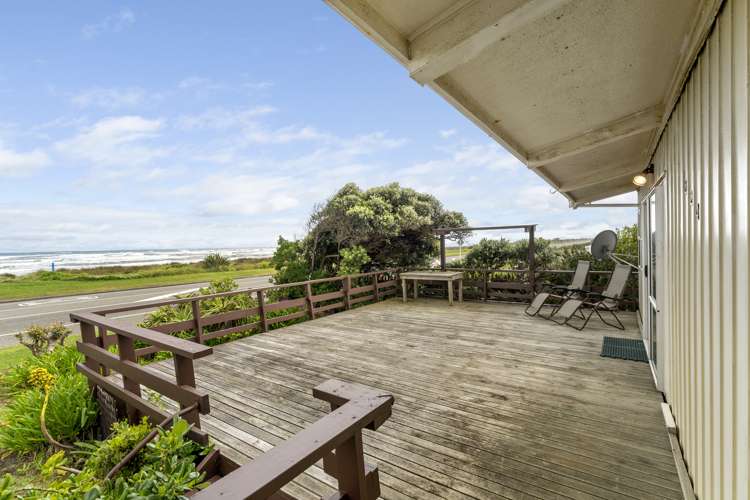 224 Marine Parade Otaki Beach_16