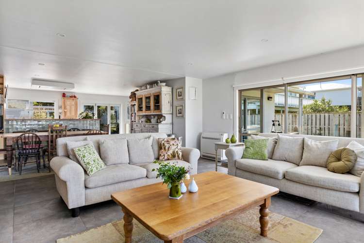 132 Blue Pacific Parade Riversdale Beach_2