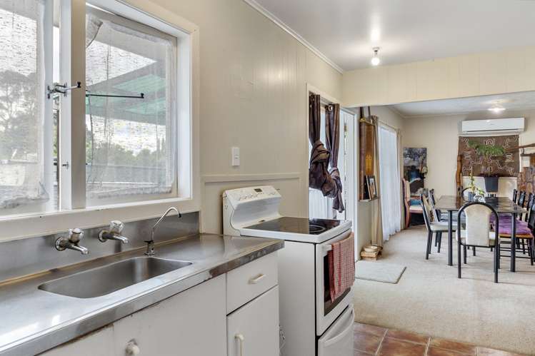 48 Kervil Avenue Te Atatu Peninsula_12