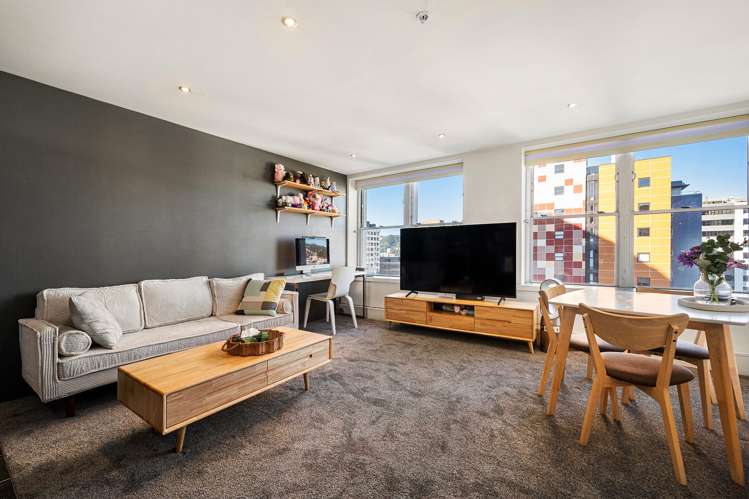 7B/123 Molesworth Street_0