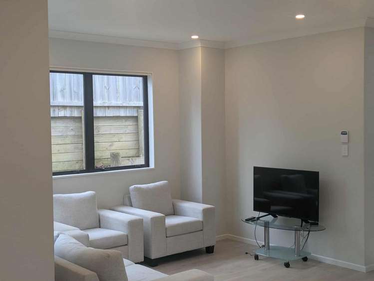 24C Tui Crescent Manurewa_1