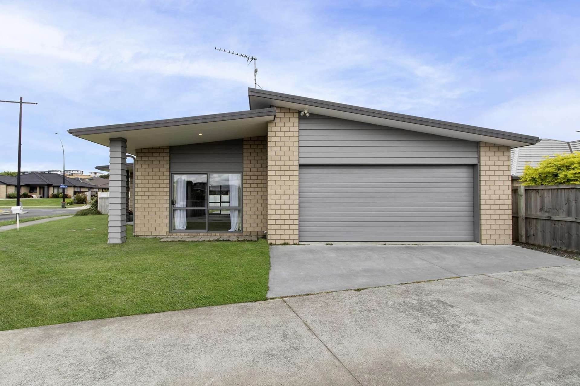1 McCorquindale Drive 2743_0