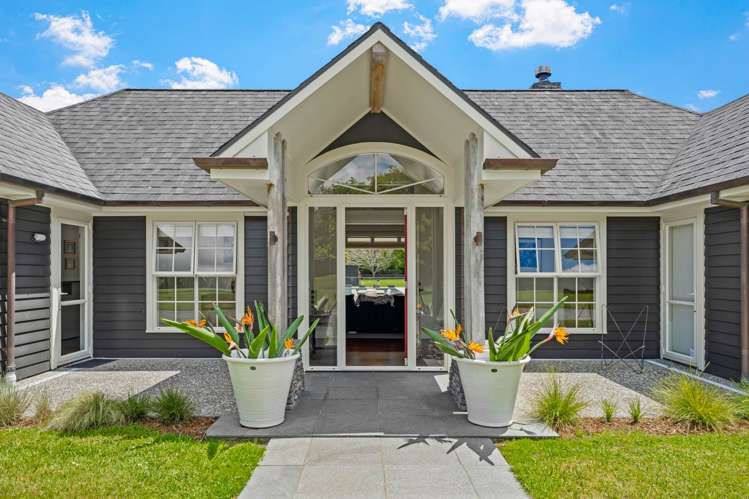 73 Oak River Drive Matakana_2