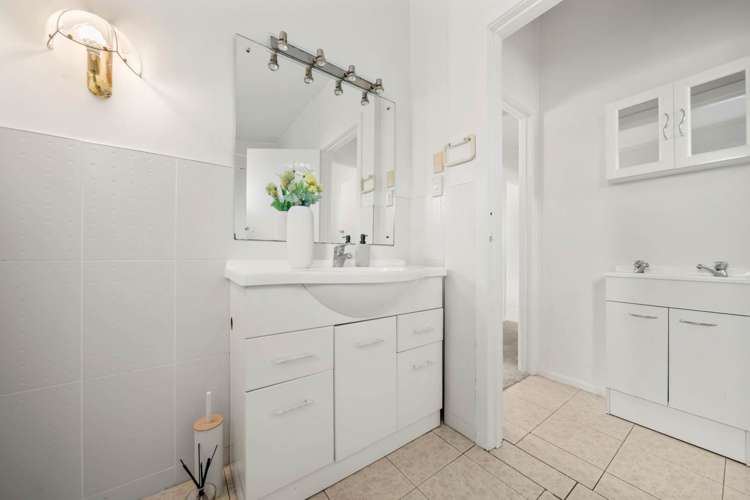 500 East Coast Road Windsor Park_14