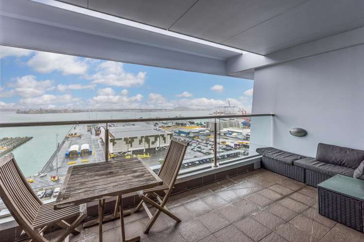 1510/2 Beach Road Auckland Central_4