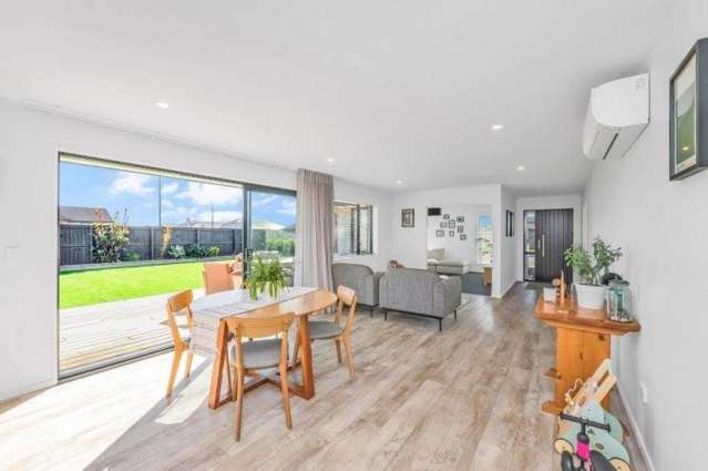 28 Lunn Cr Leeston_4