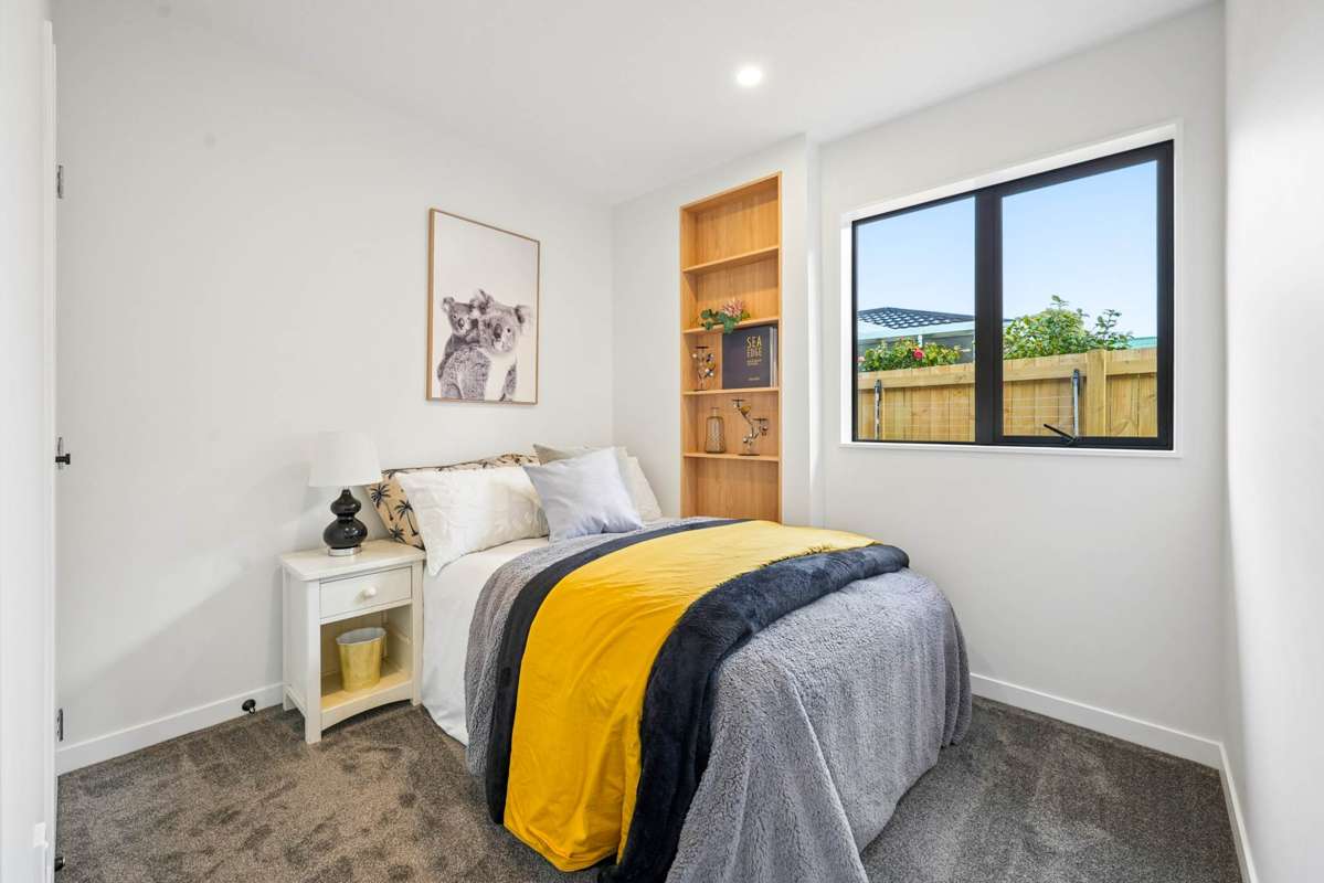2/92 Titirangi Road_5