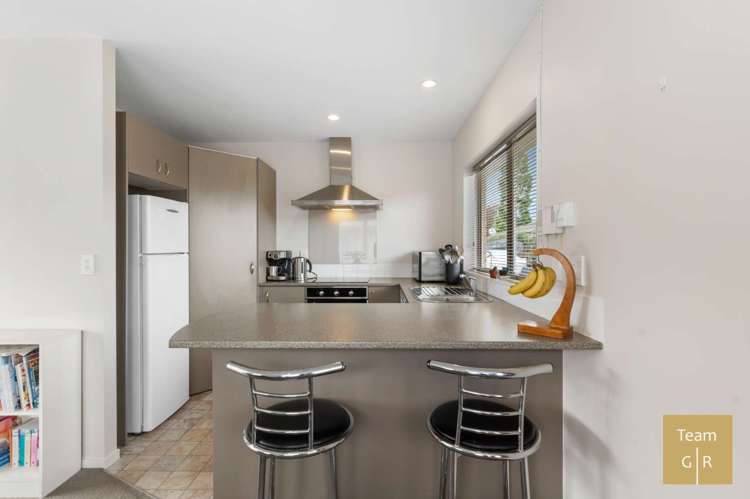 15a Youngs Road 10938_5