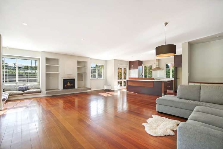 209 Lake Road Belmont_9