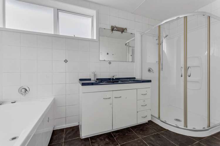 11 Duke Avenue Pukekohe_5