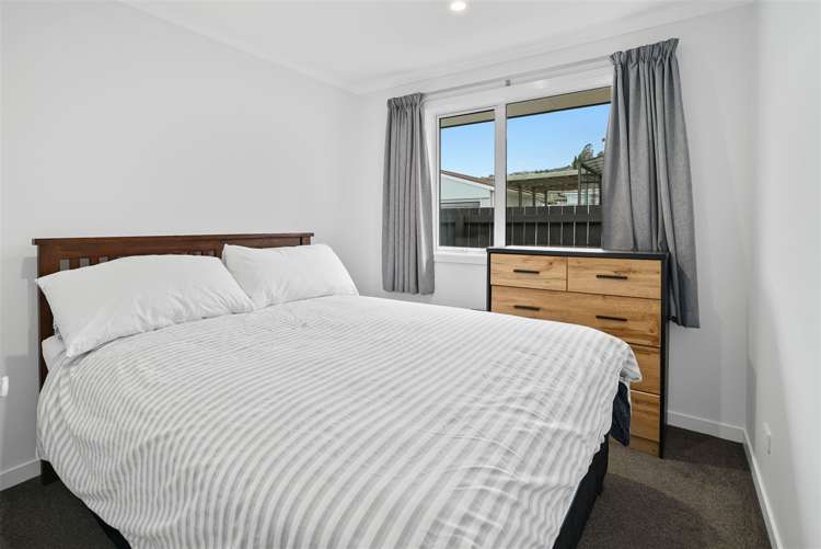 18a Maitland Avenue Stoke_7