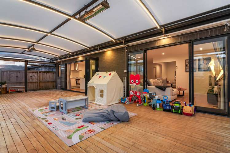 3 Yulia Road Flat Bush_30