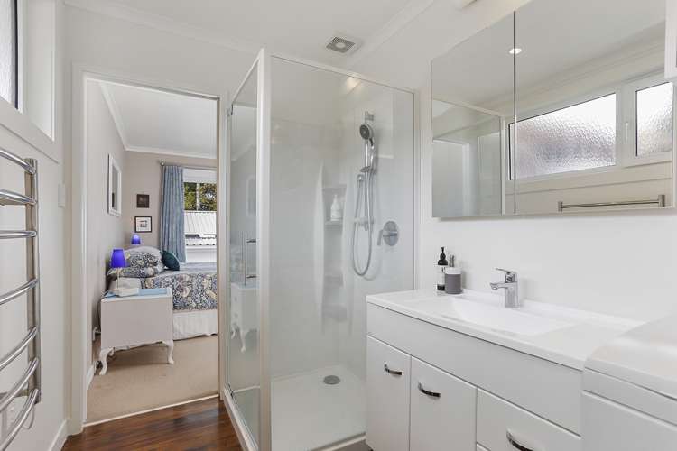 12 Ngaio Road Titirangi_13