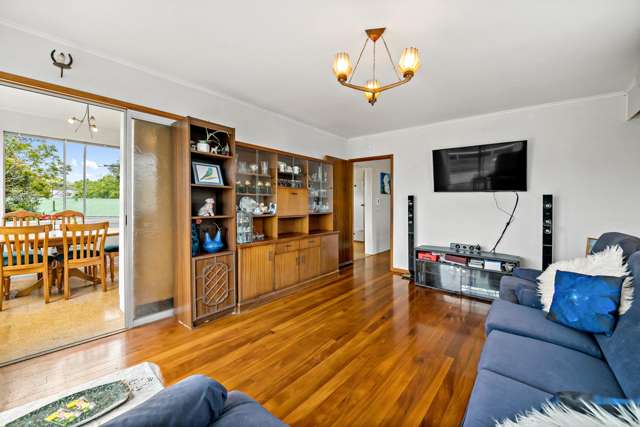 17 Waterlea Avenue Mangere Bridge_3