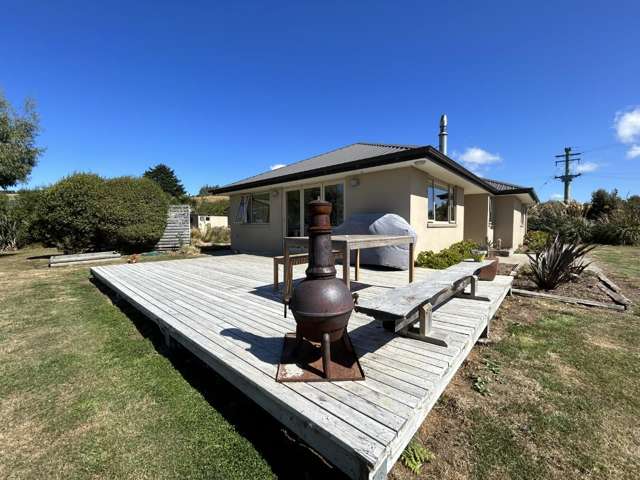 Peaceful lifestyle, rural charm with easy access to Dunedin City & Mosgiel
