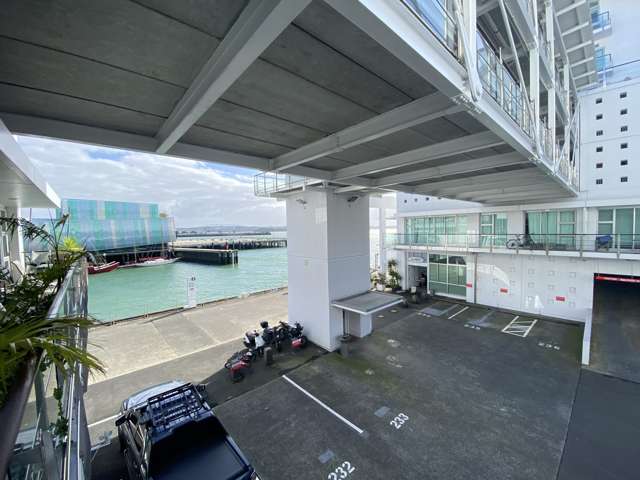 11/147 Quay St Auckland Central_4