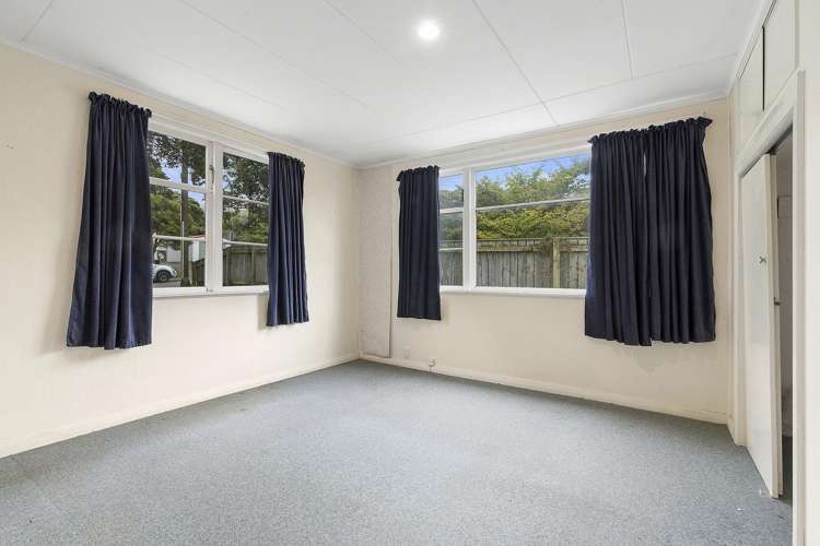 12 & 12A Wairaka Road Pukerua Bay_22