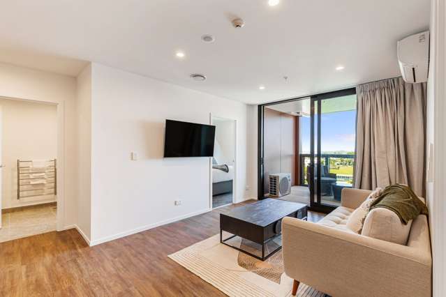 Stylish Apartment with City Views!