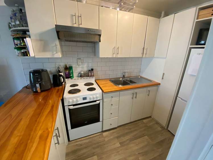 8/4 Wynyard Road Mount Eden_5