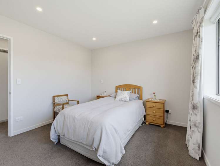33 Eastfield Drive Lincoln_13