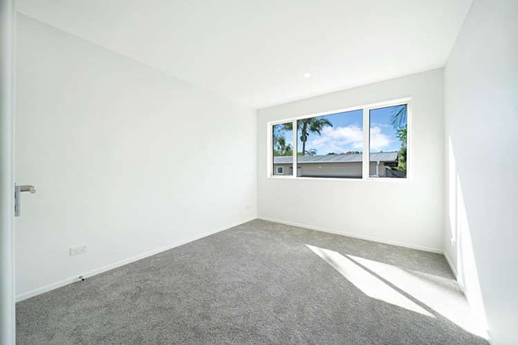 D/24 Pipitea Place Massey_5