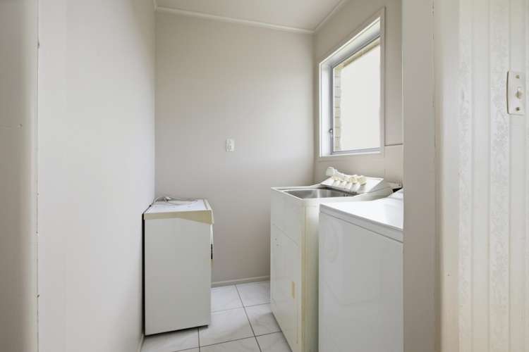 8 Slater Place Te Puke_13