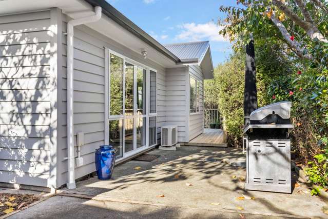 42d James Cook Drive Whitby_1